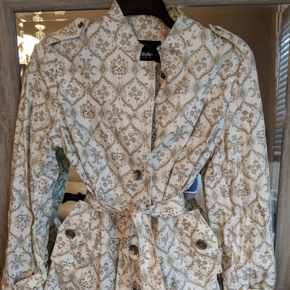 Women's jacket - Picture 4 of 7